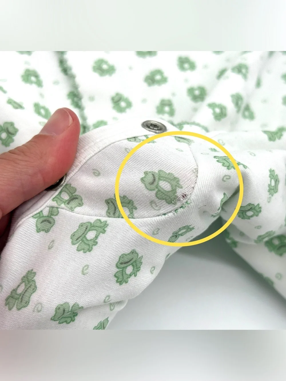 GUC Kissy Kissy Frogs Pima Cotton Footless One-Piece Sleeper in White Green 3-6M